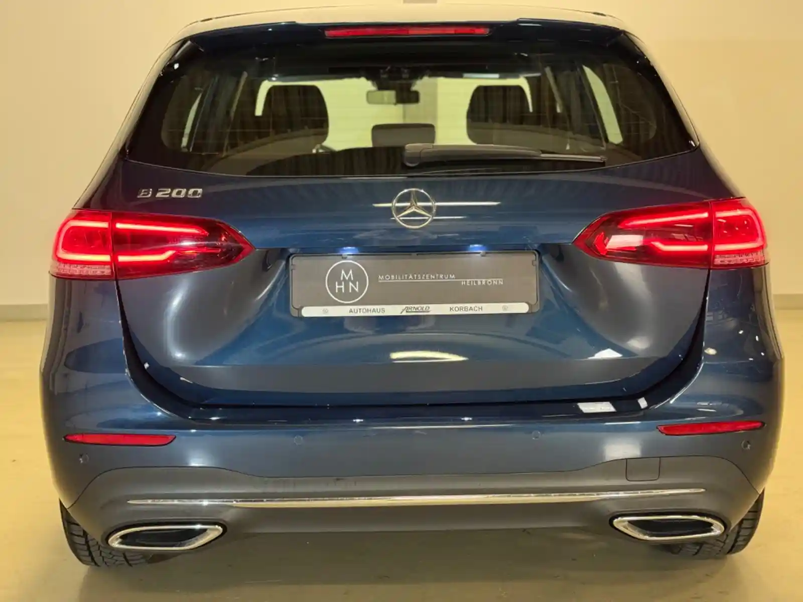 Mercedes-Benz B 200