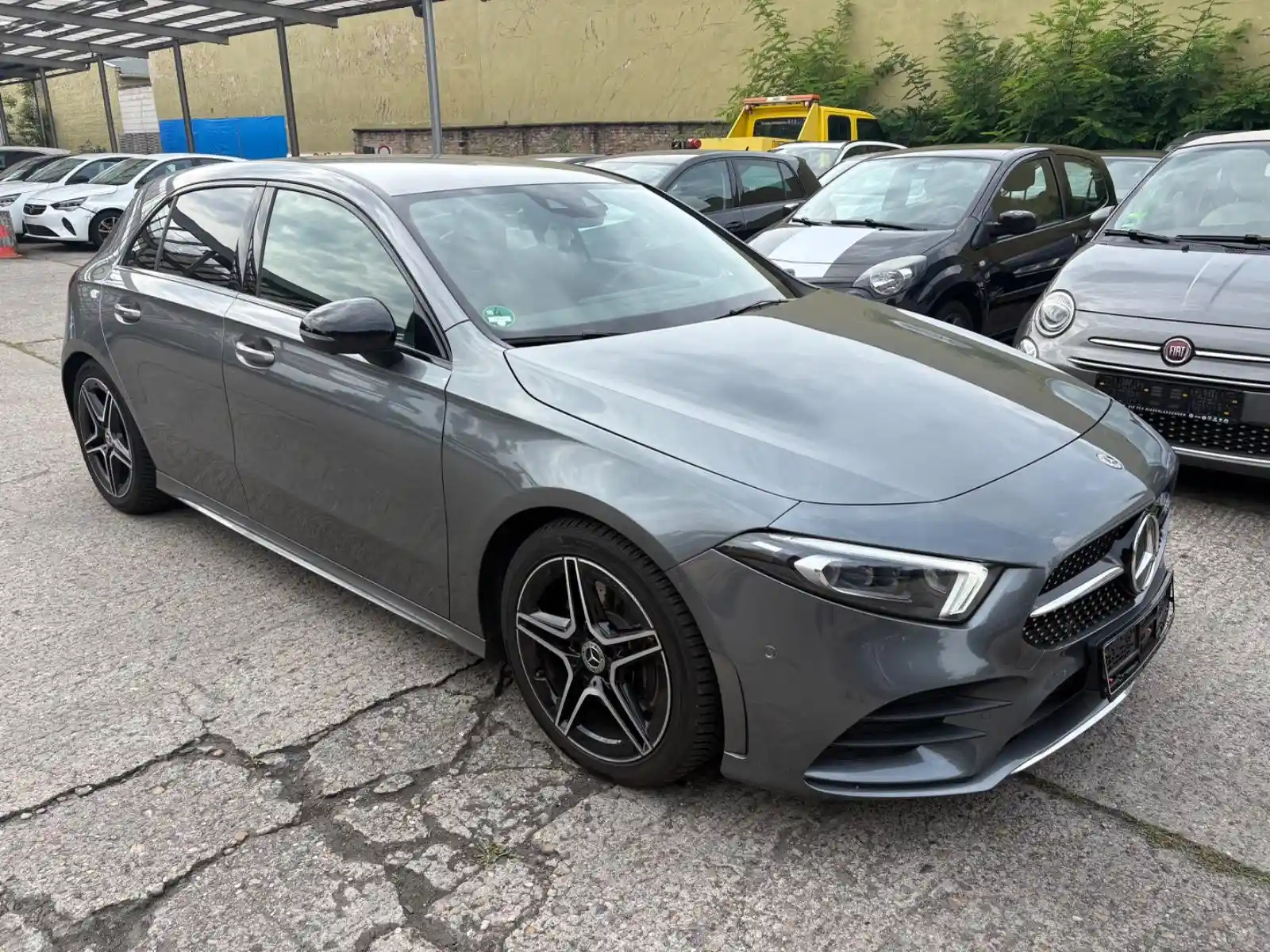Mercedes-Benz A 220