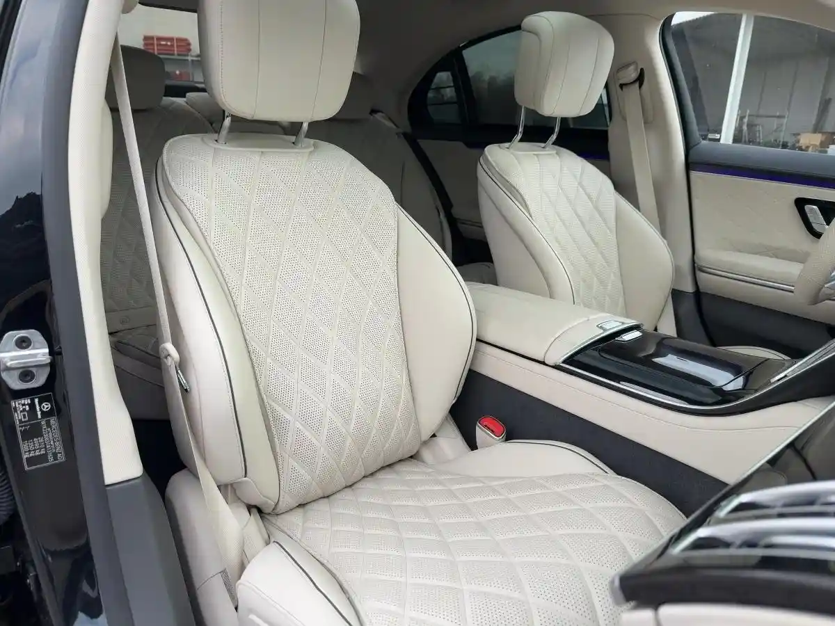 Mercedes-Benz S 500