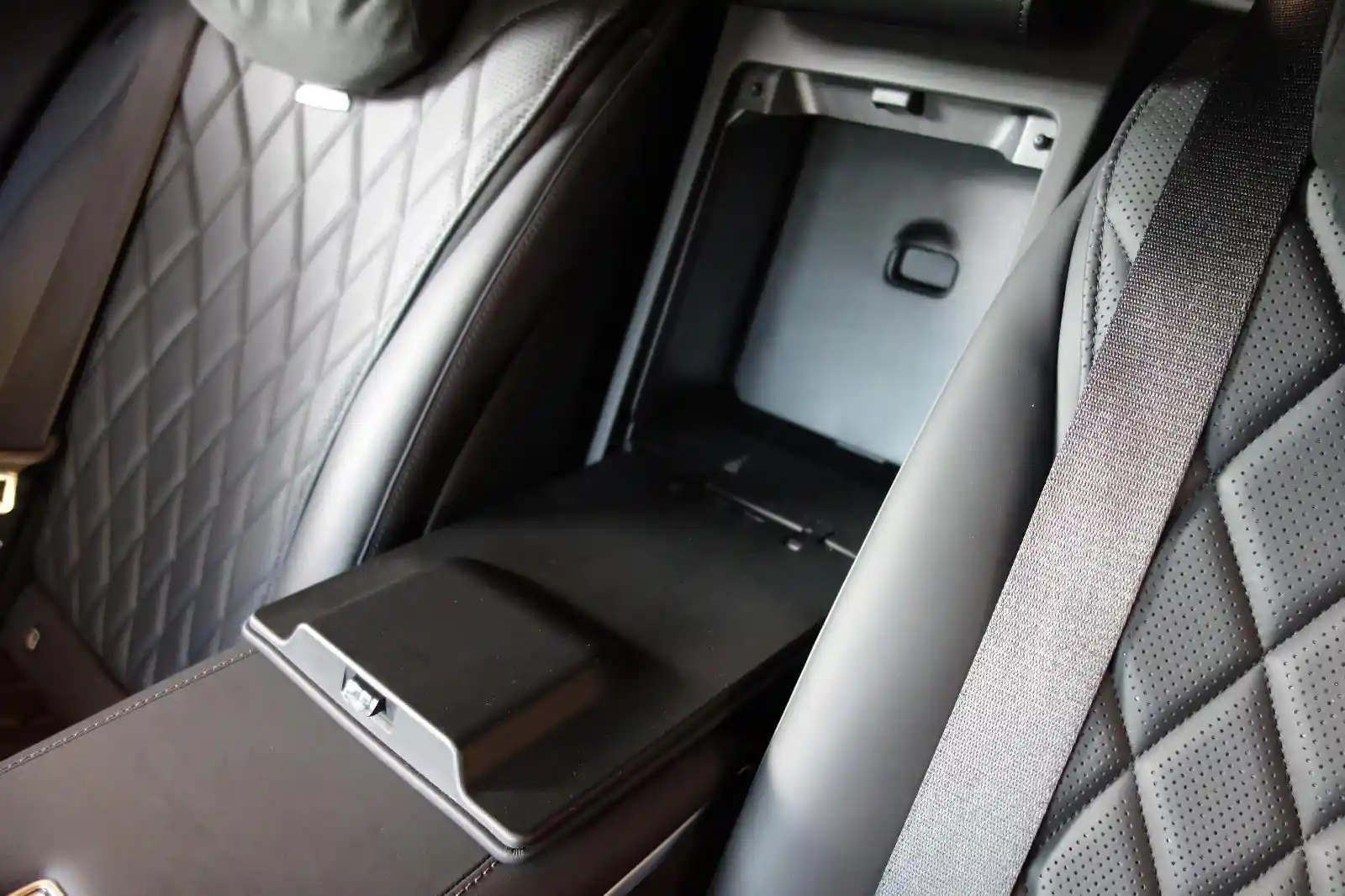 Mercedes-Benz S 400