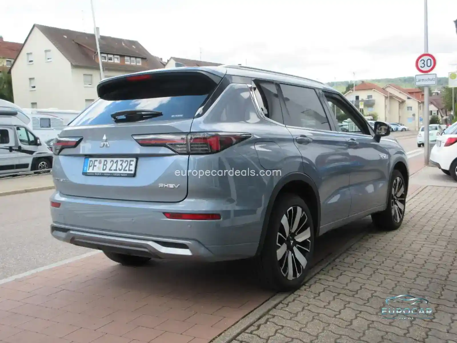 Mitsubishi Plug-in Hybrid Outlander