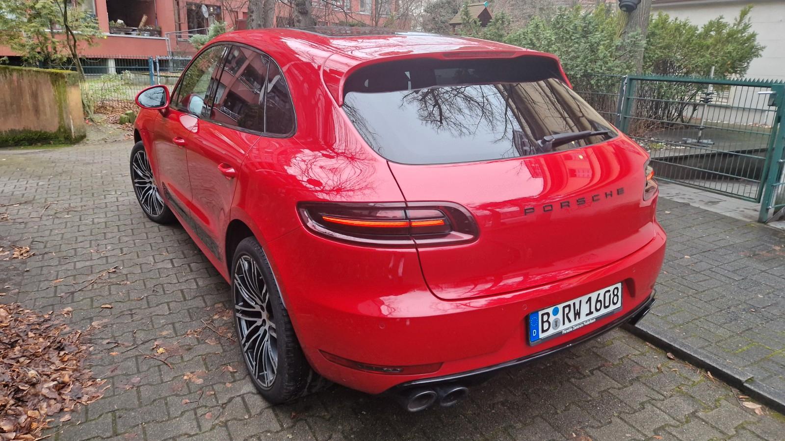 Porsche Macan