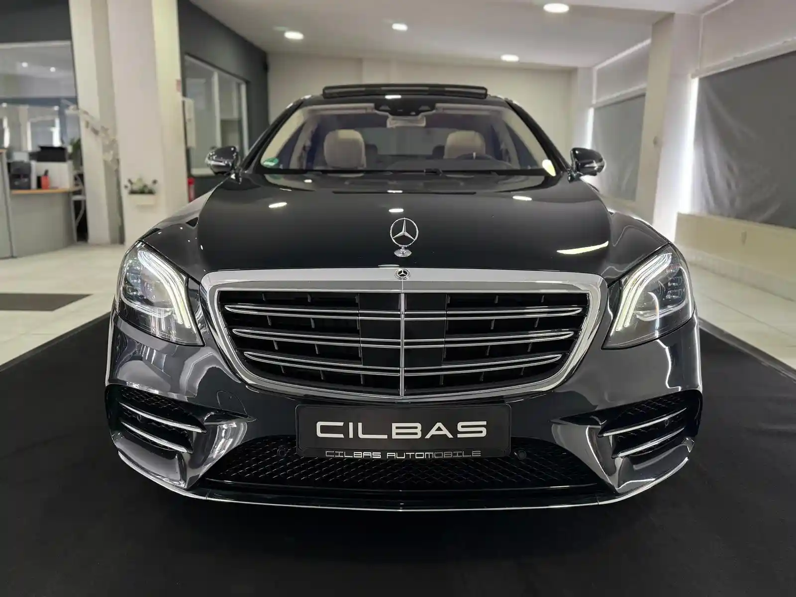 Mercedes-Benz S 400