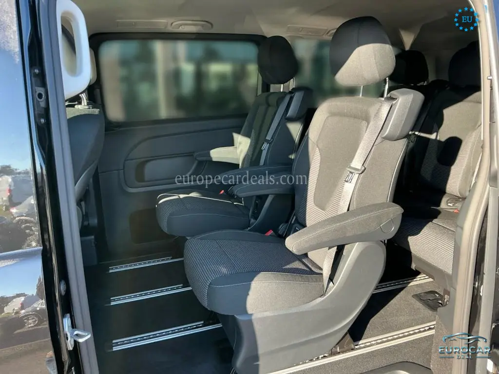 Mercedes-Benz V 250
