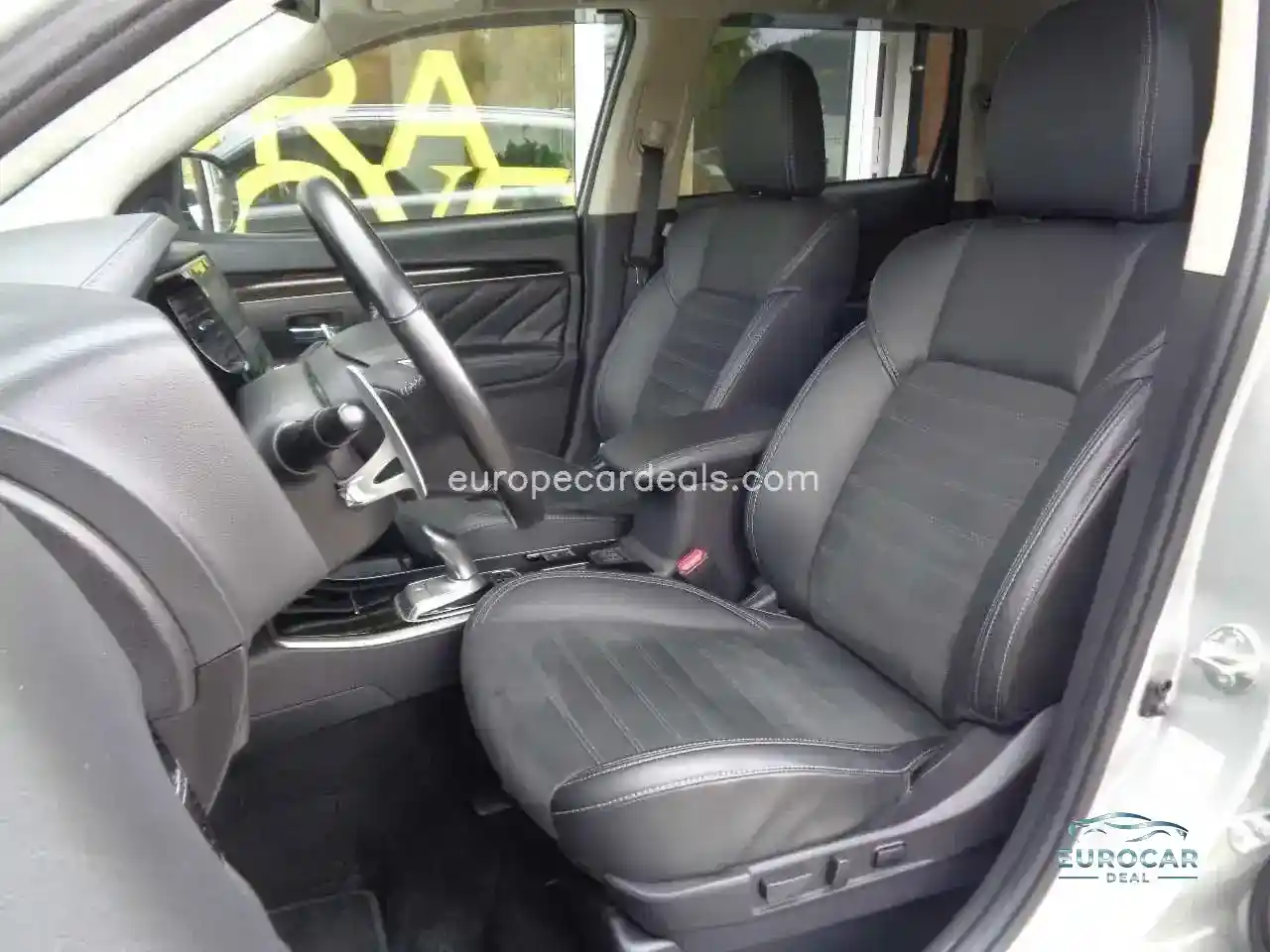 Mitsubishi Plug-in Hybrid Outlander