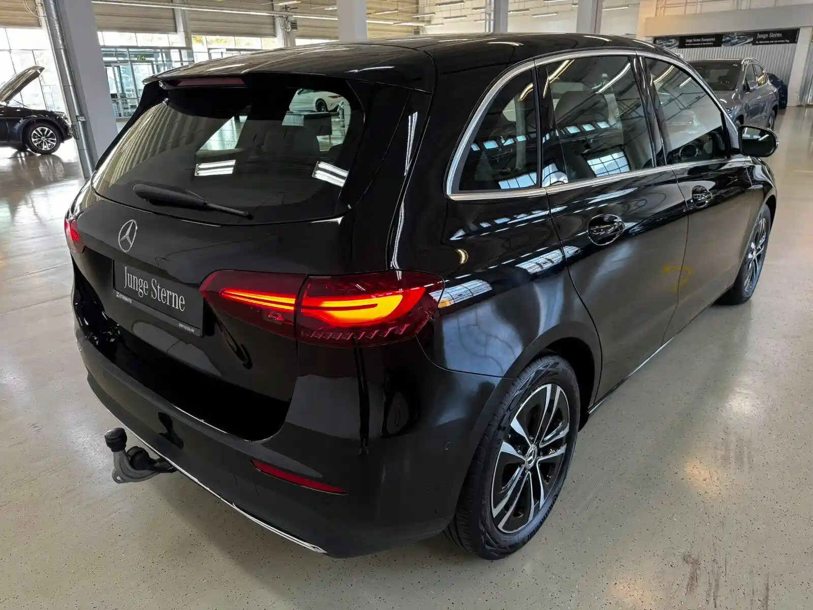 Mercedes-Benz B 200