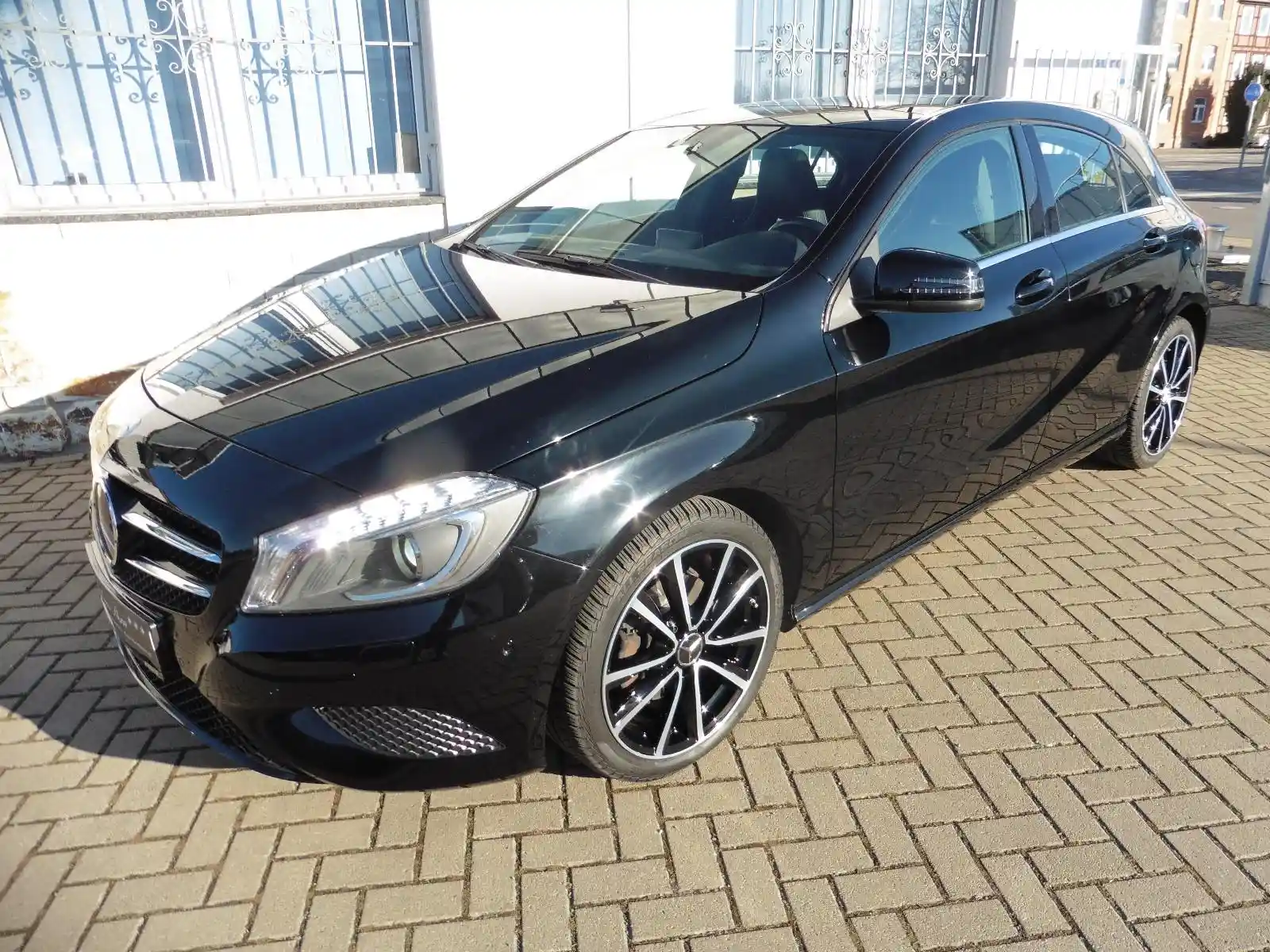 Mercedes-Benz A 180