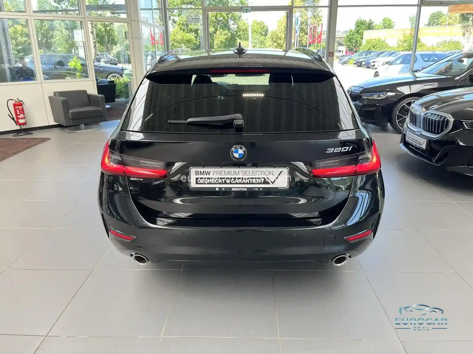 BMW 320