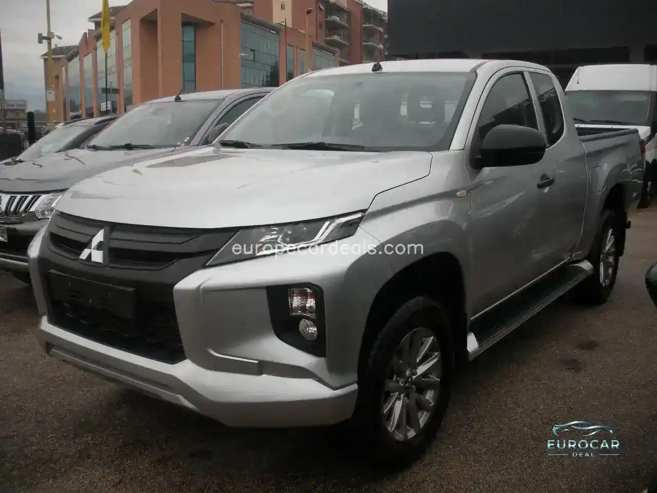 Mitsubishi L200