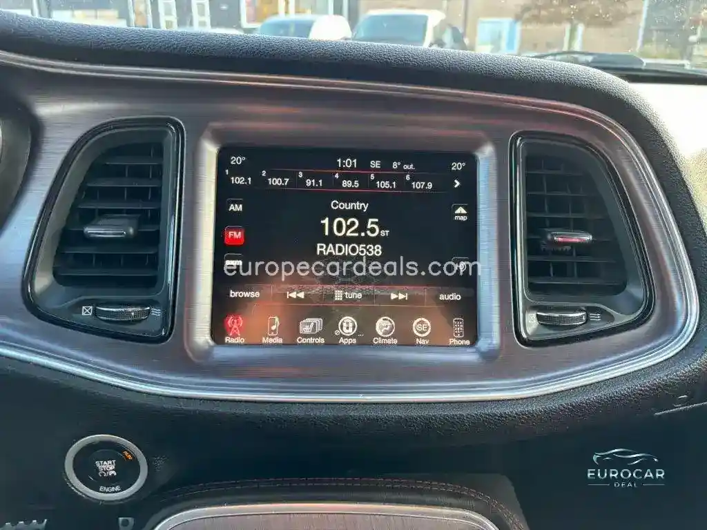 Dodge Challenger