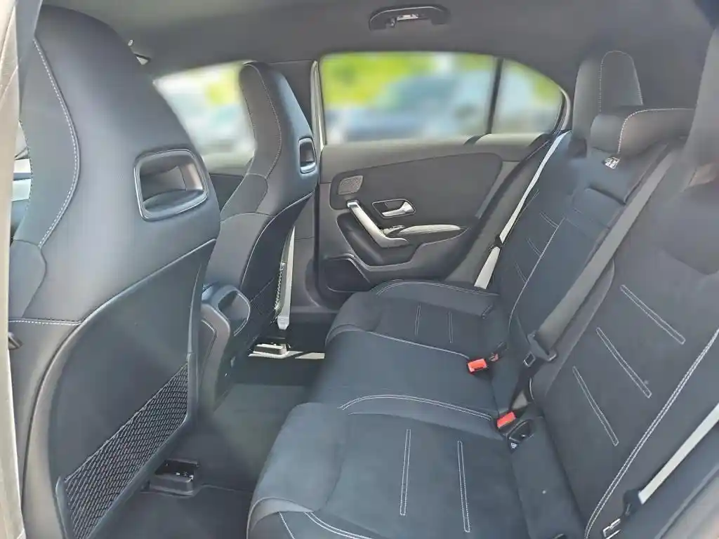 Mercedes-Benz A 250