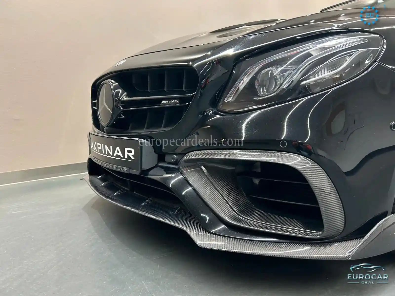 Mercedes-Benz E 63 AMG
