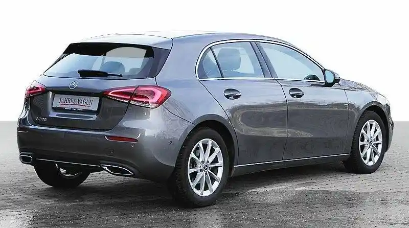 Mercedes-Benz A 200