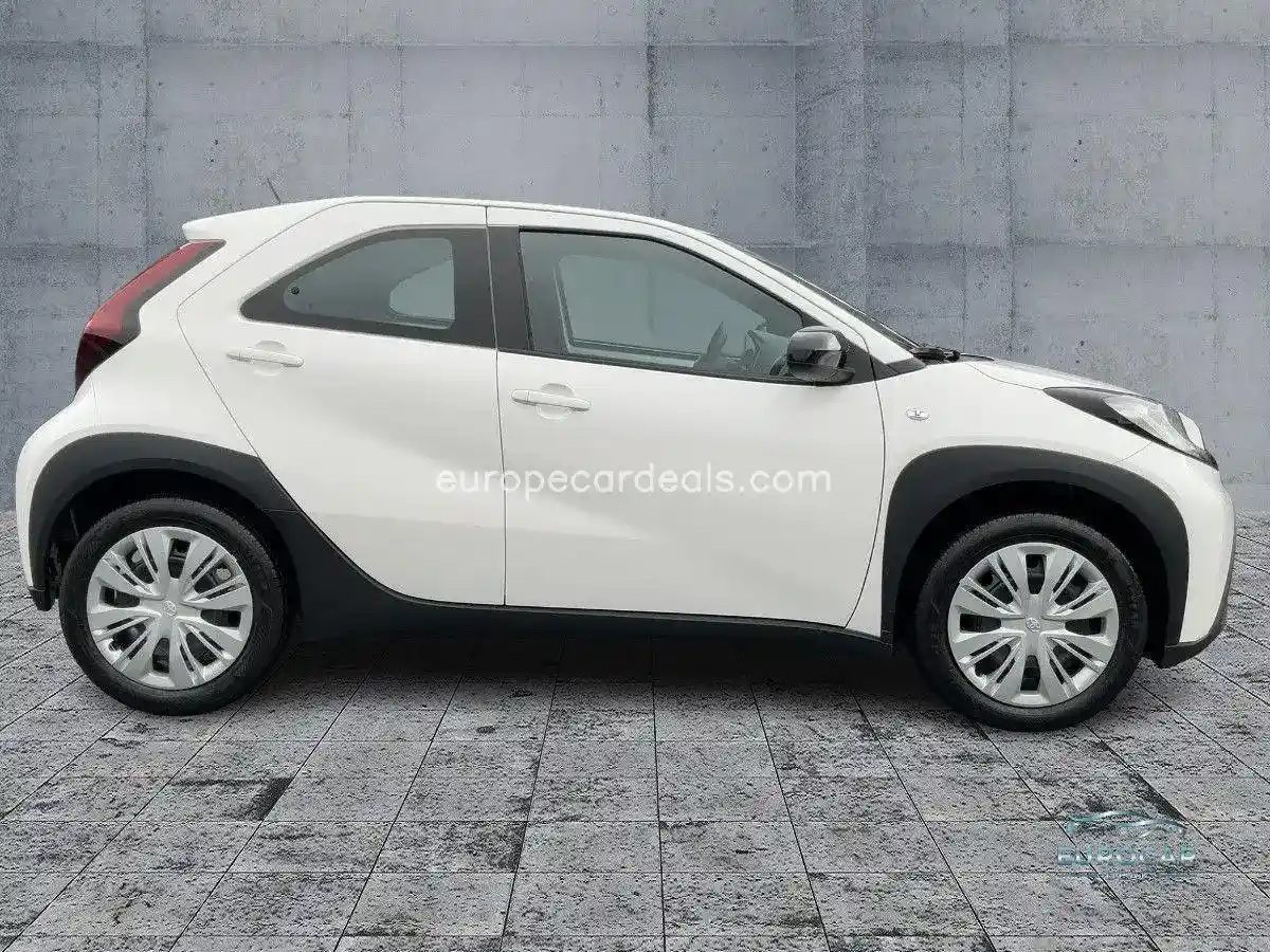 Toyota Aygo (X)