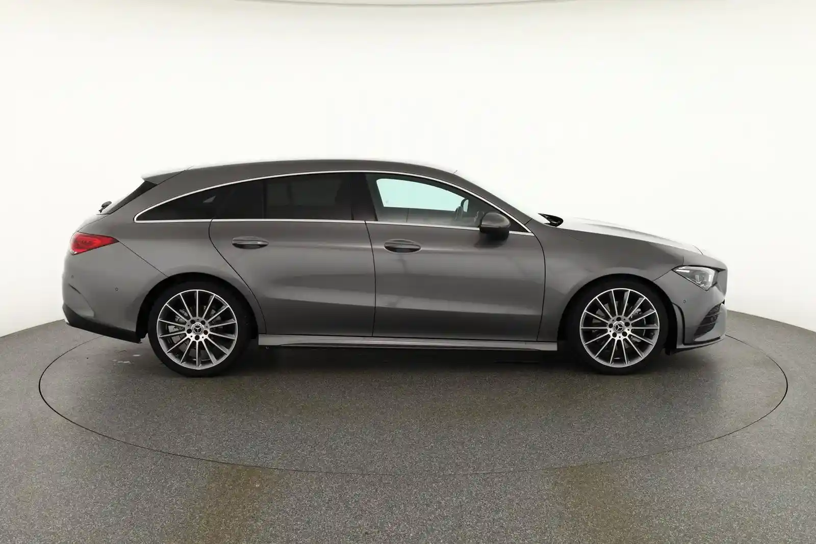 Mercedes-Benz CLA 200 Shooting Brake