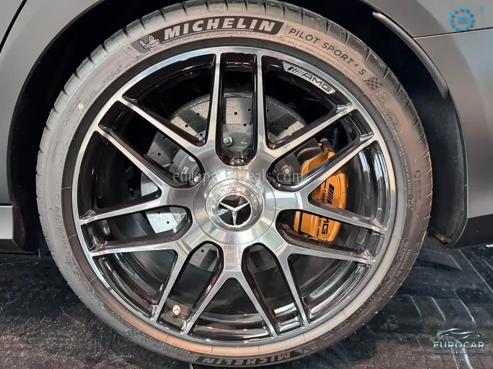 Mercedes-Benz E 63 AMG