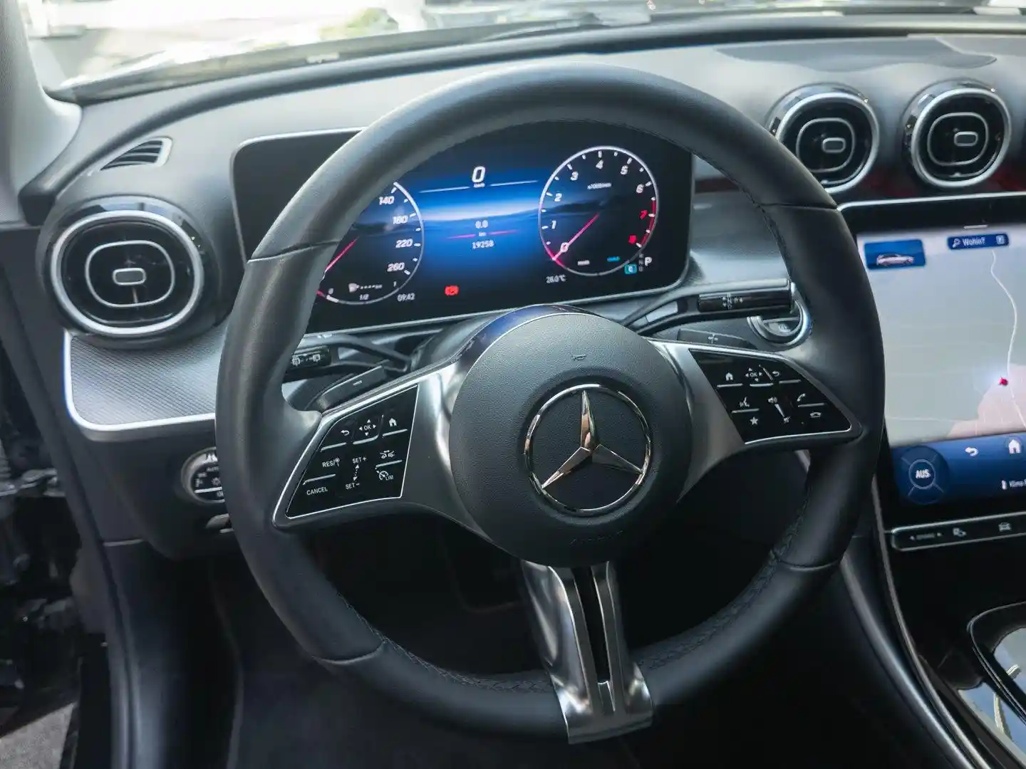 Mercedes-Benz C 180
