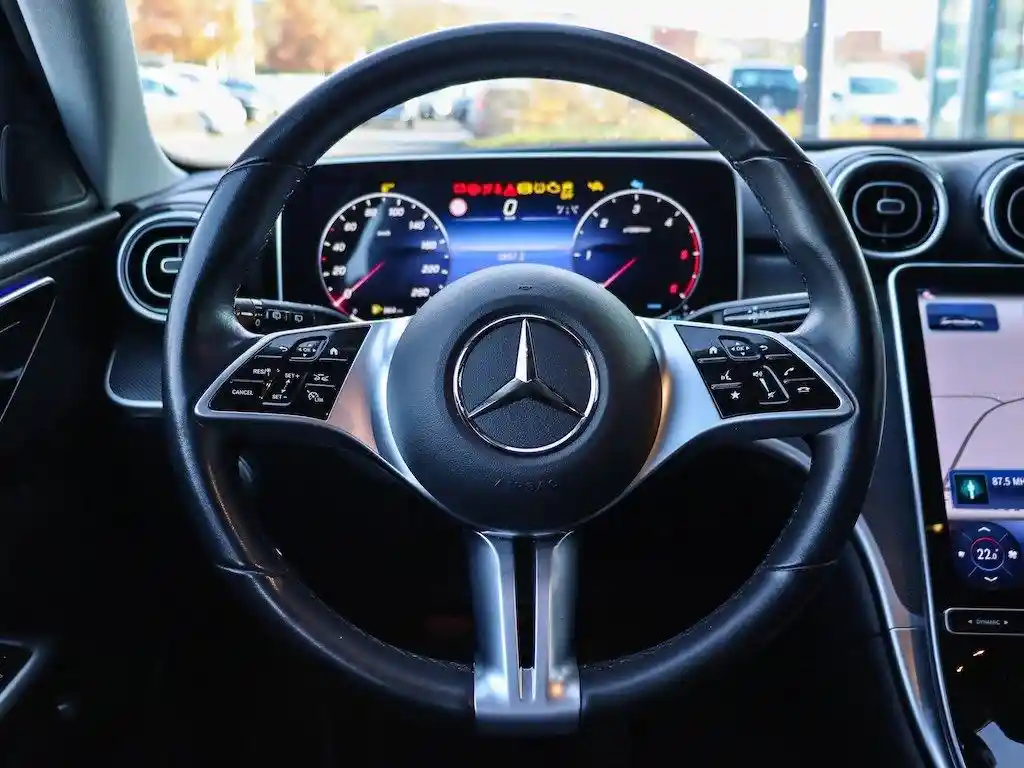 Mercedes-Benz C 200