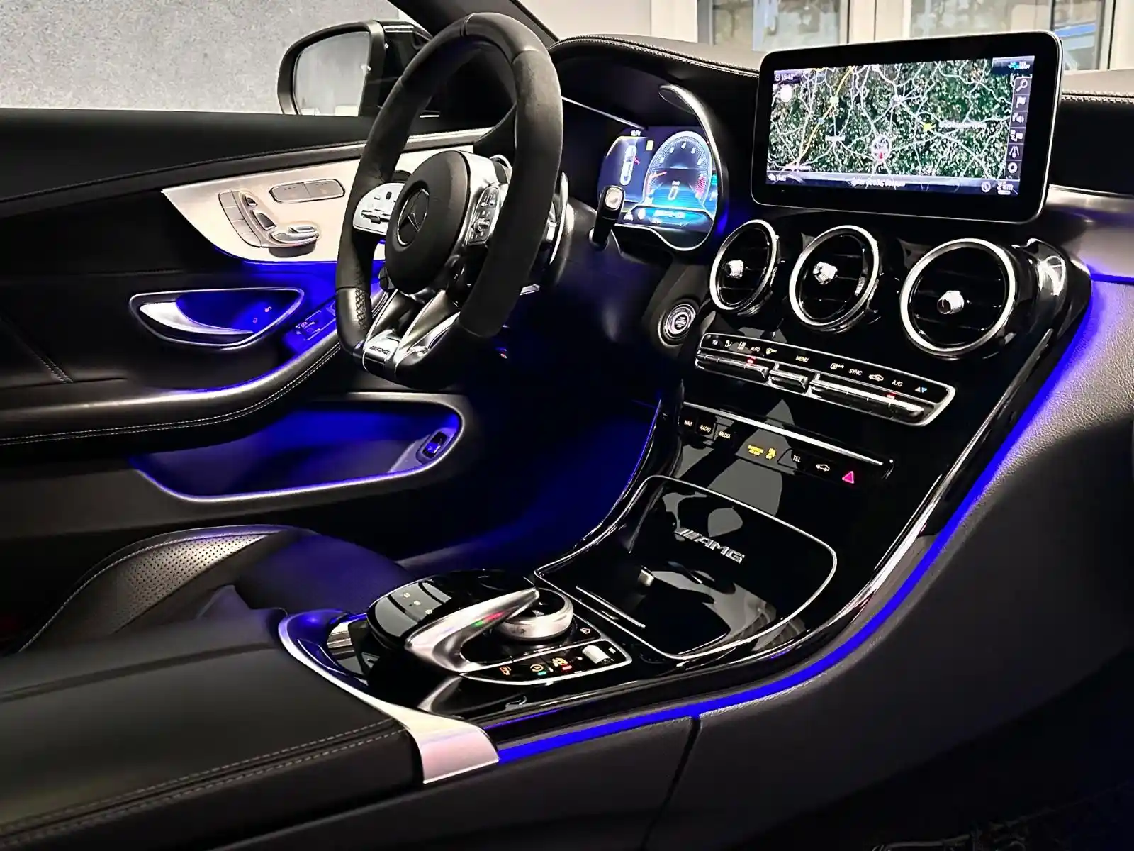 Mercedes-Benz C 63 AMG