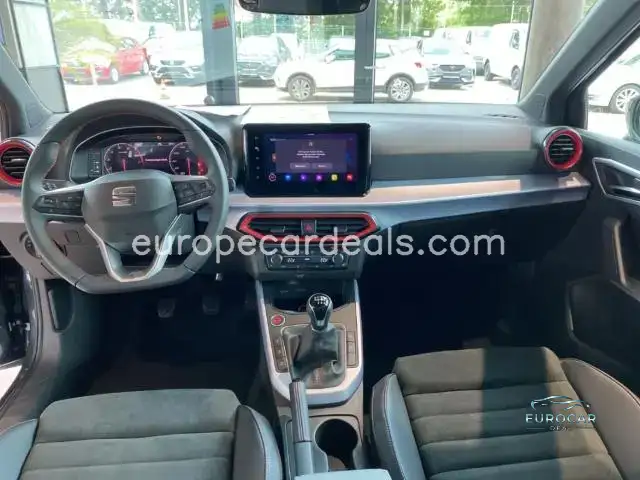 Seat Arona