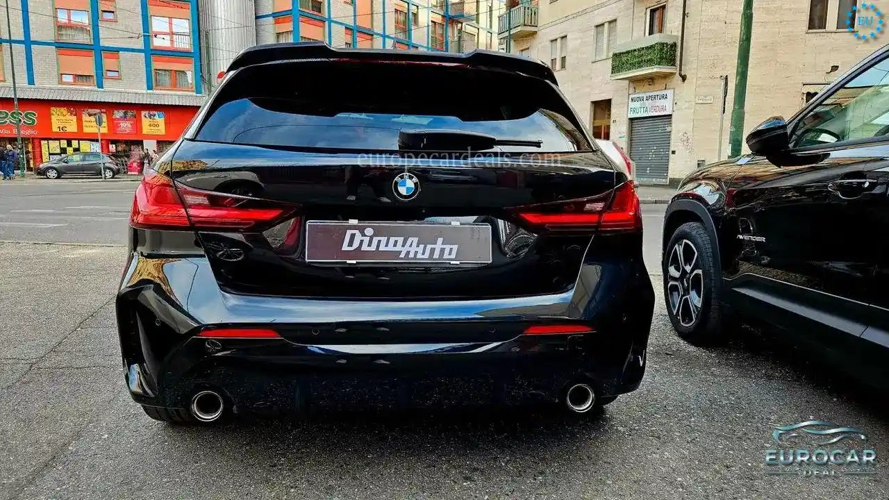 BMW 118