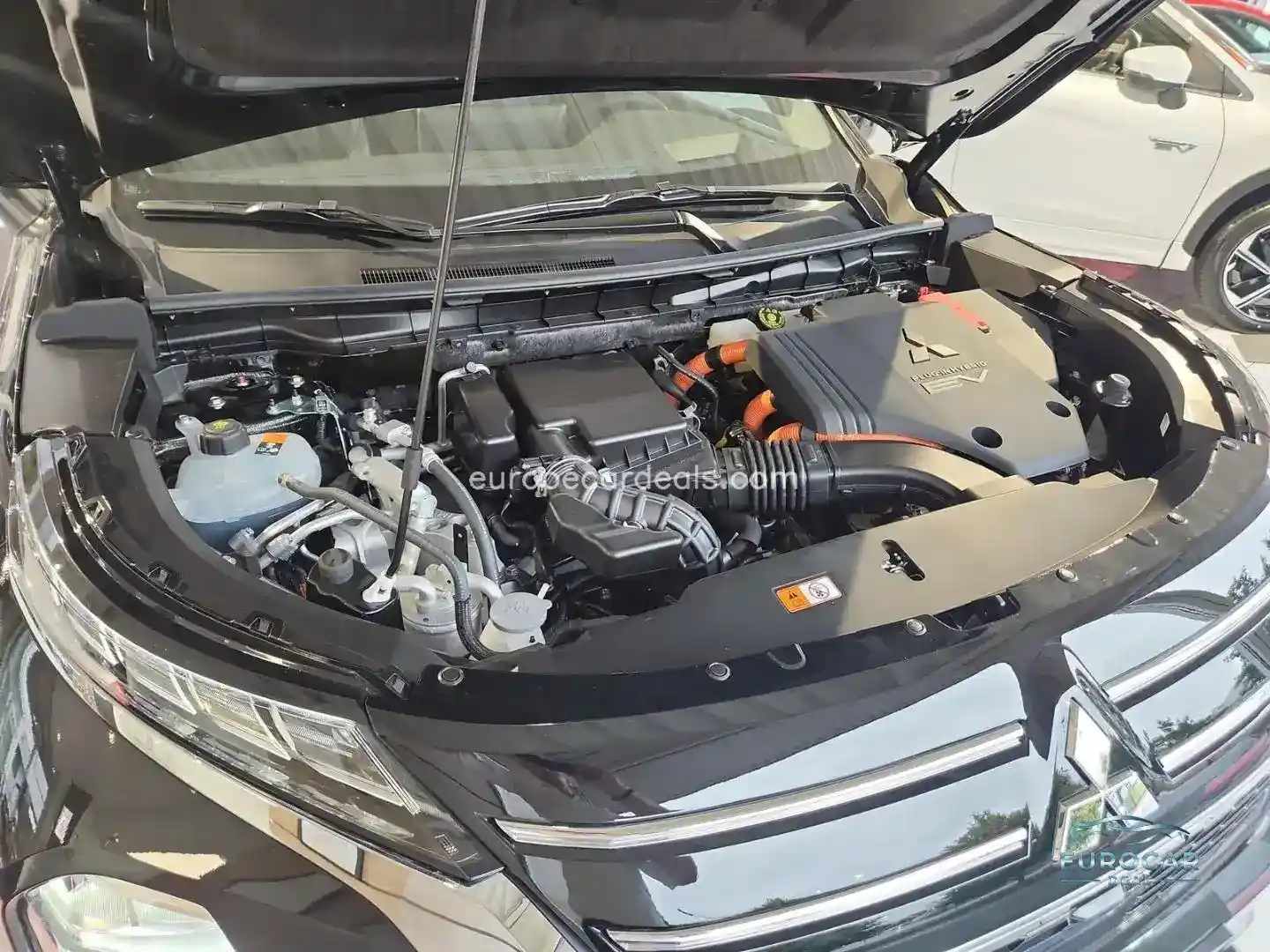 Mitsubishi Plug-in Hybrid Outlander