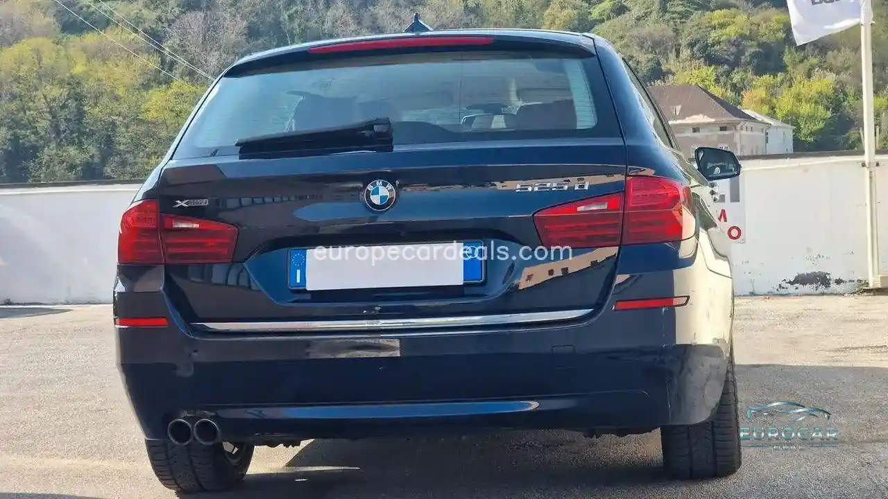 BMW 525