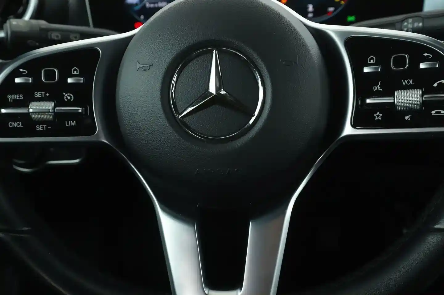 Mercedes-Benz A 220