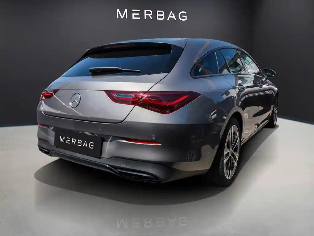 Mercedes-Benz CLA 180 Shooting Brake
