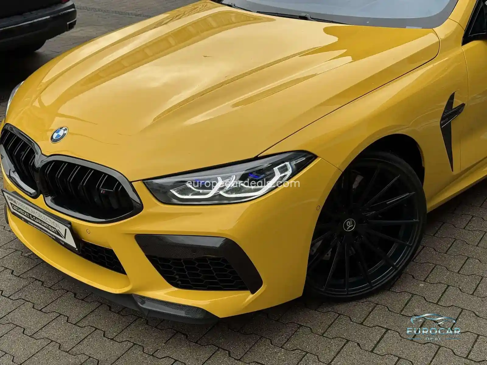 BMW M8