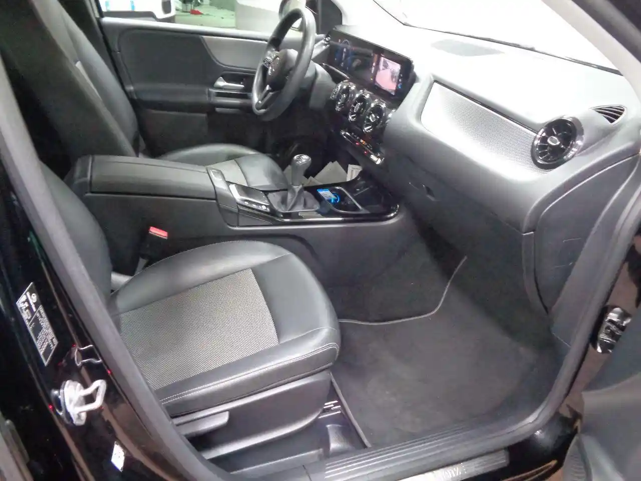Mercedes-Benz B 160