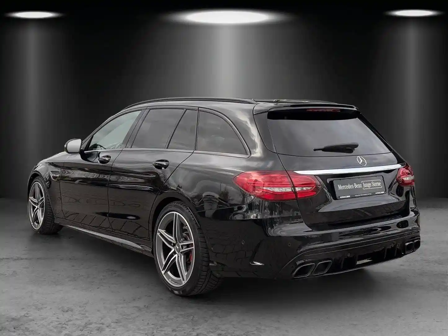 Mercedes-Benz C 63 AMG