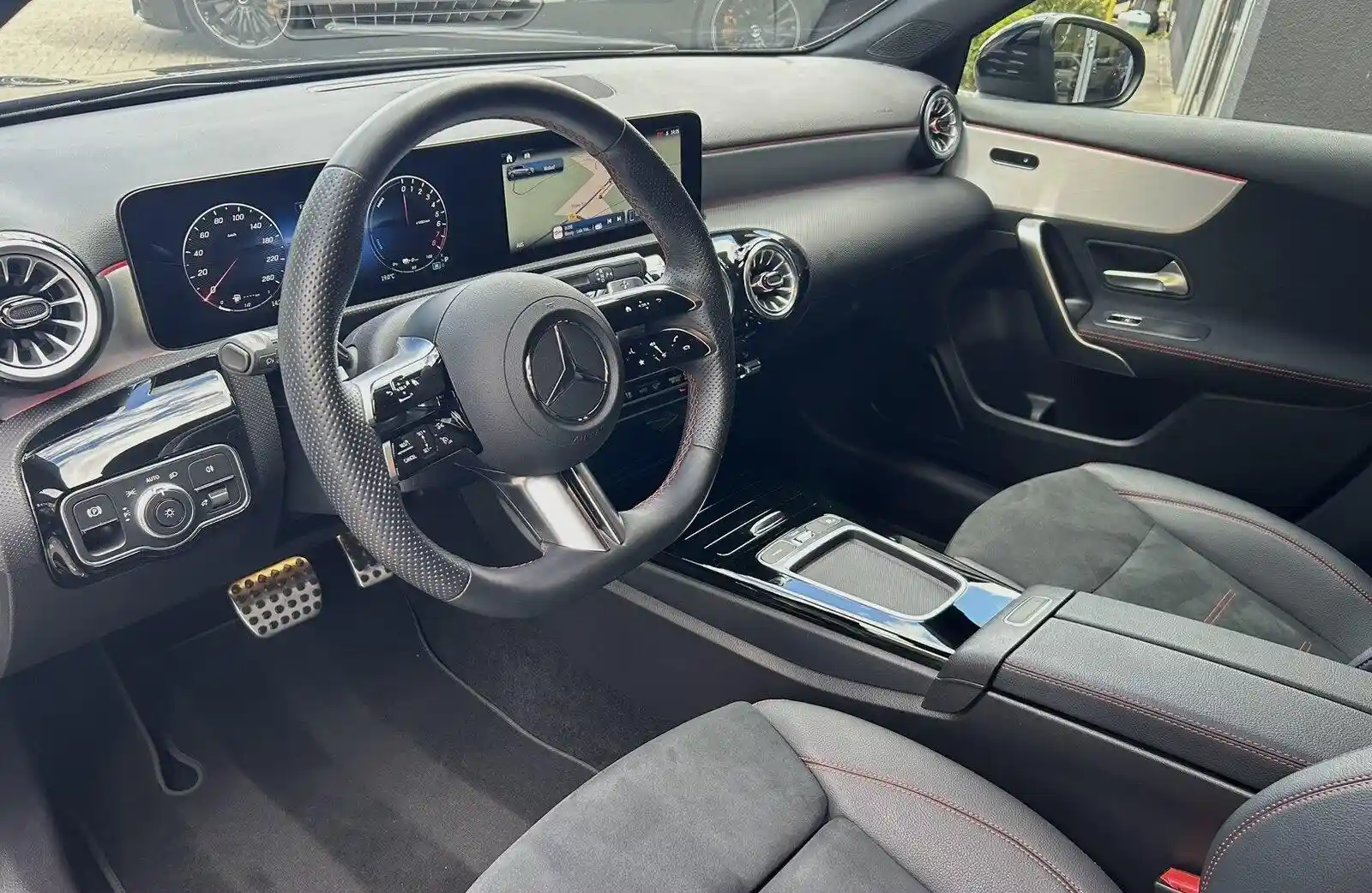 Mercedes-Benz A 250