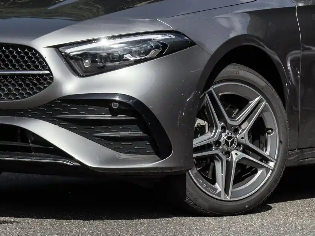 Mercedes-Benz A 250