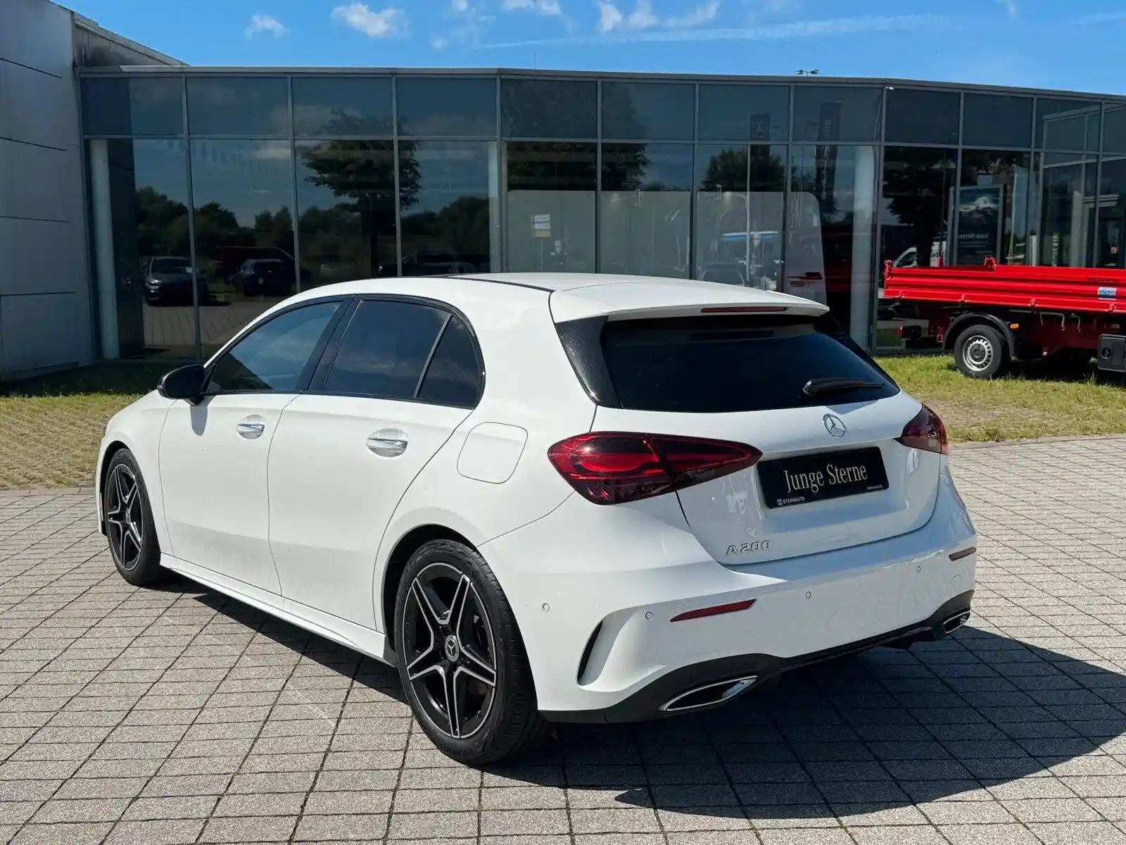 Mercedes-Benz A 200