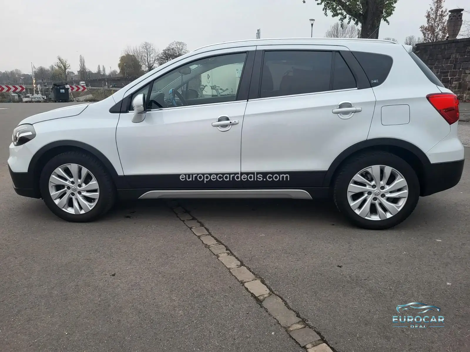 Suzuki (SX4) S-Cross
