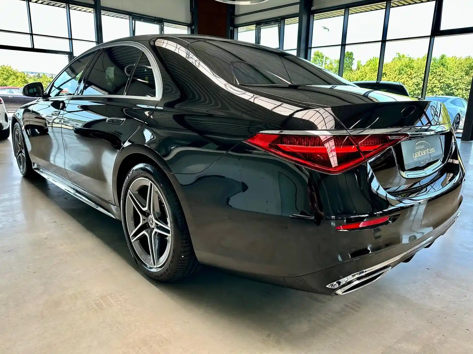 Mercedes-Benz S 400