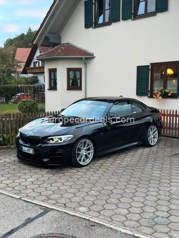 BMW M240i