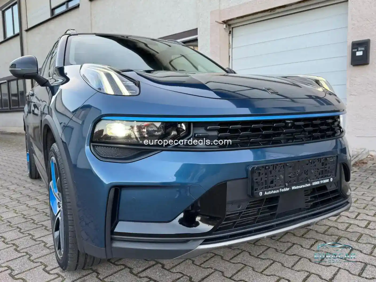 Lynk&Co 01