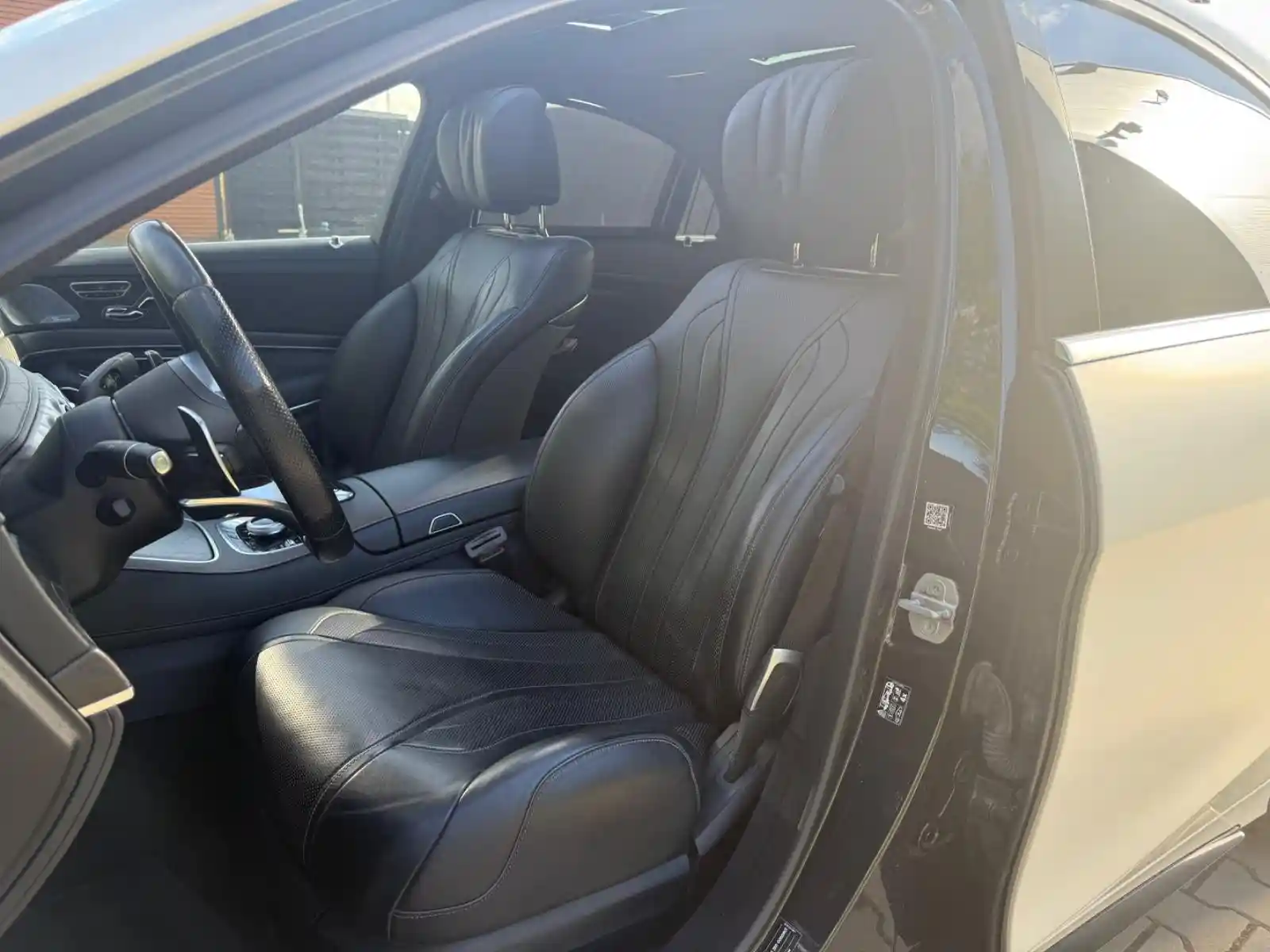 Mercedes-Benz S 400