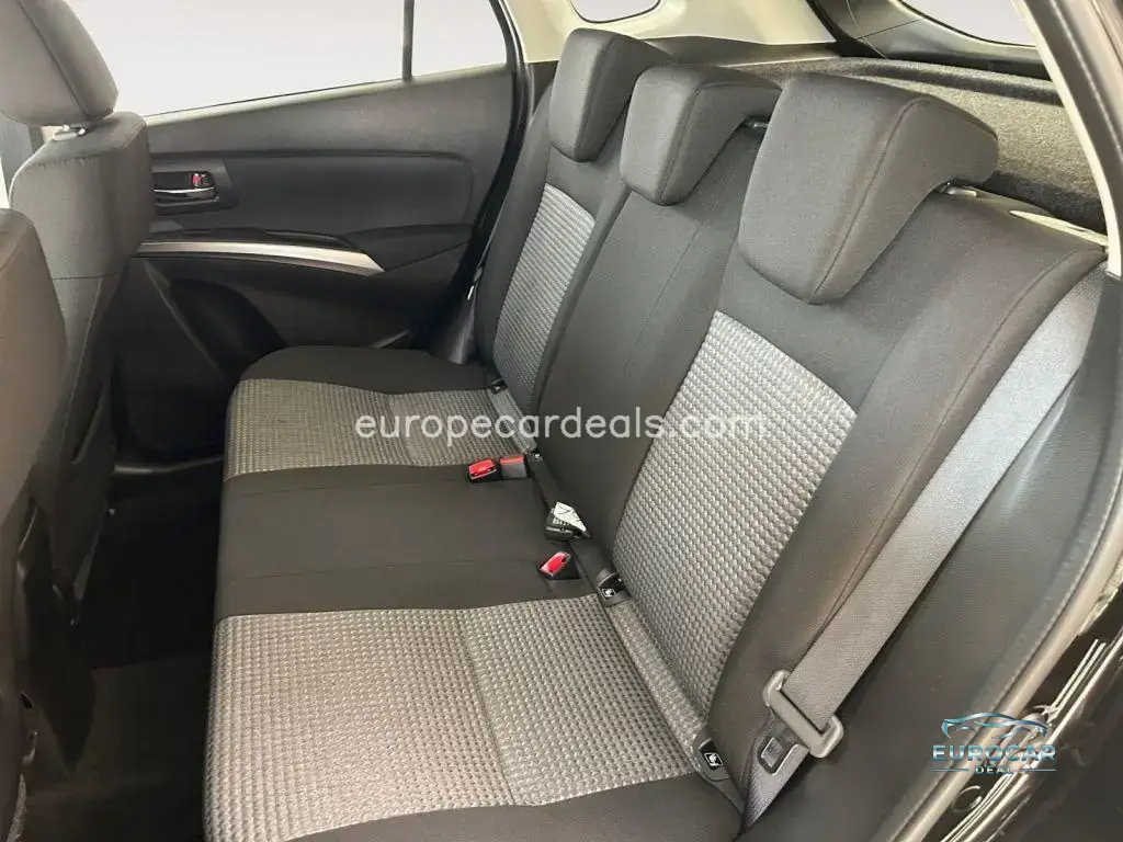 Suzuki (SX4) S-Cross