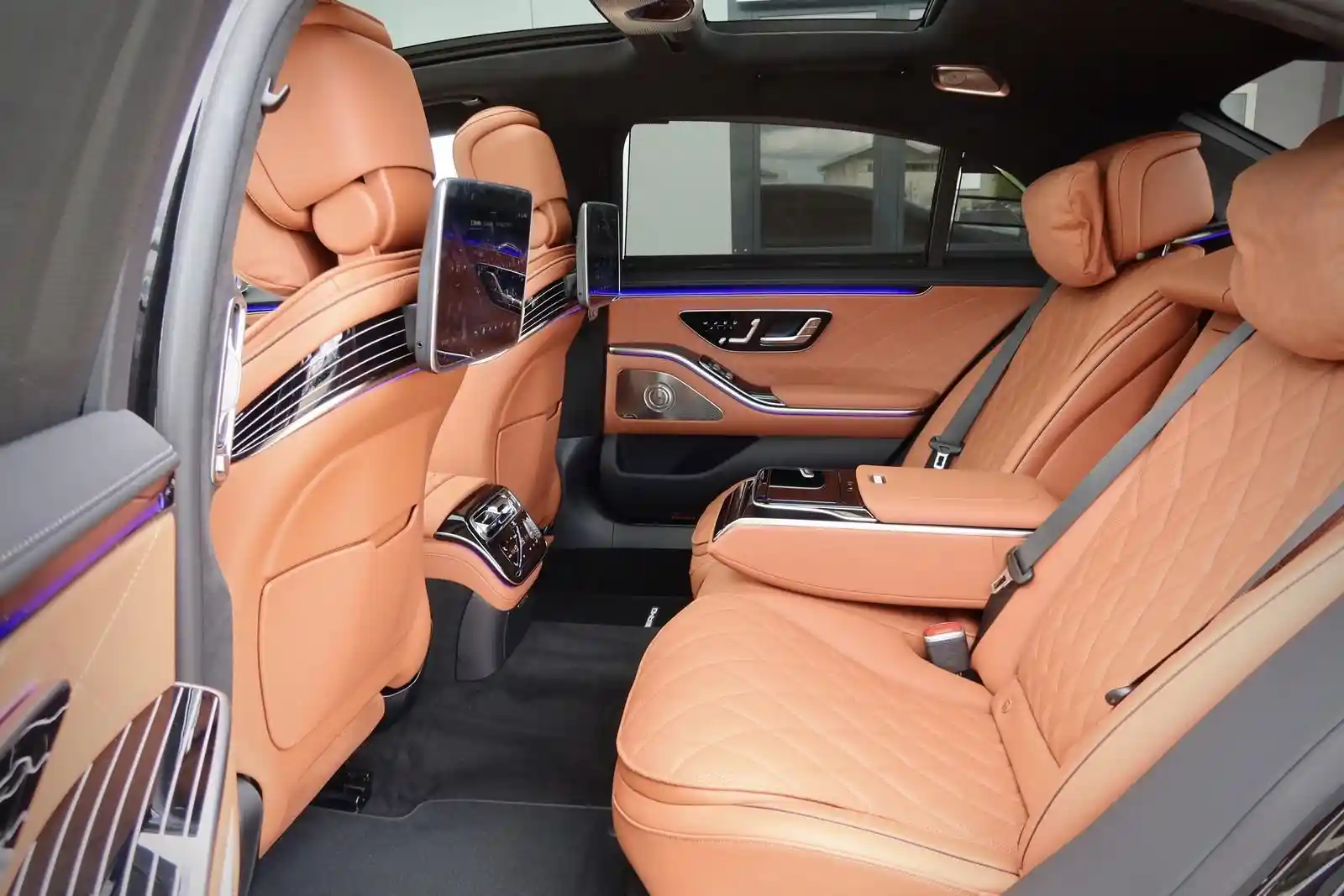 Mercedes-Benz S 500