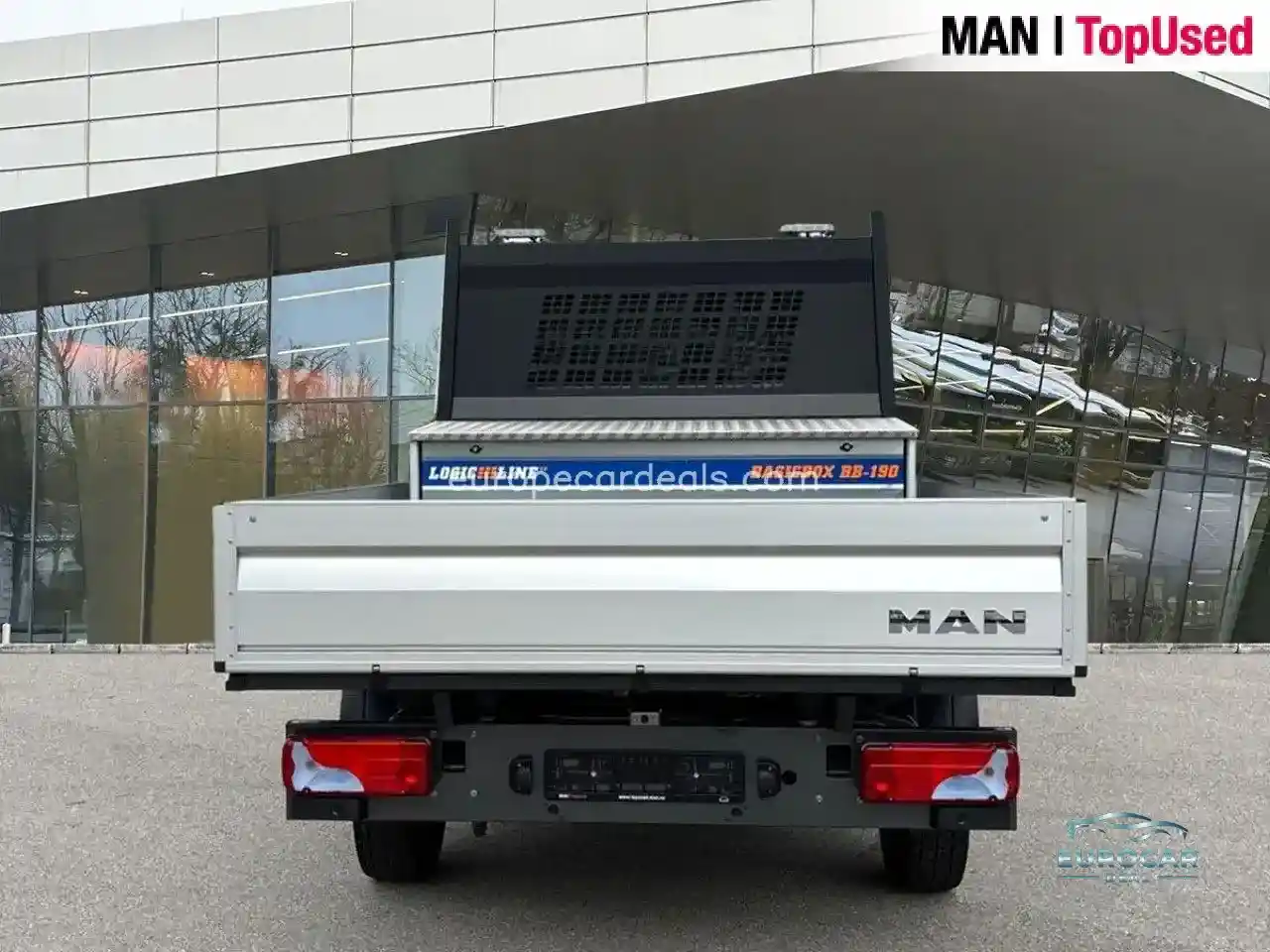 MAN TGE