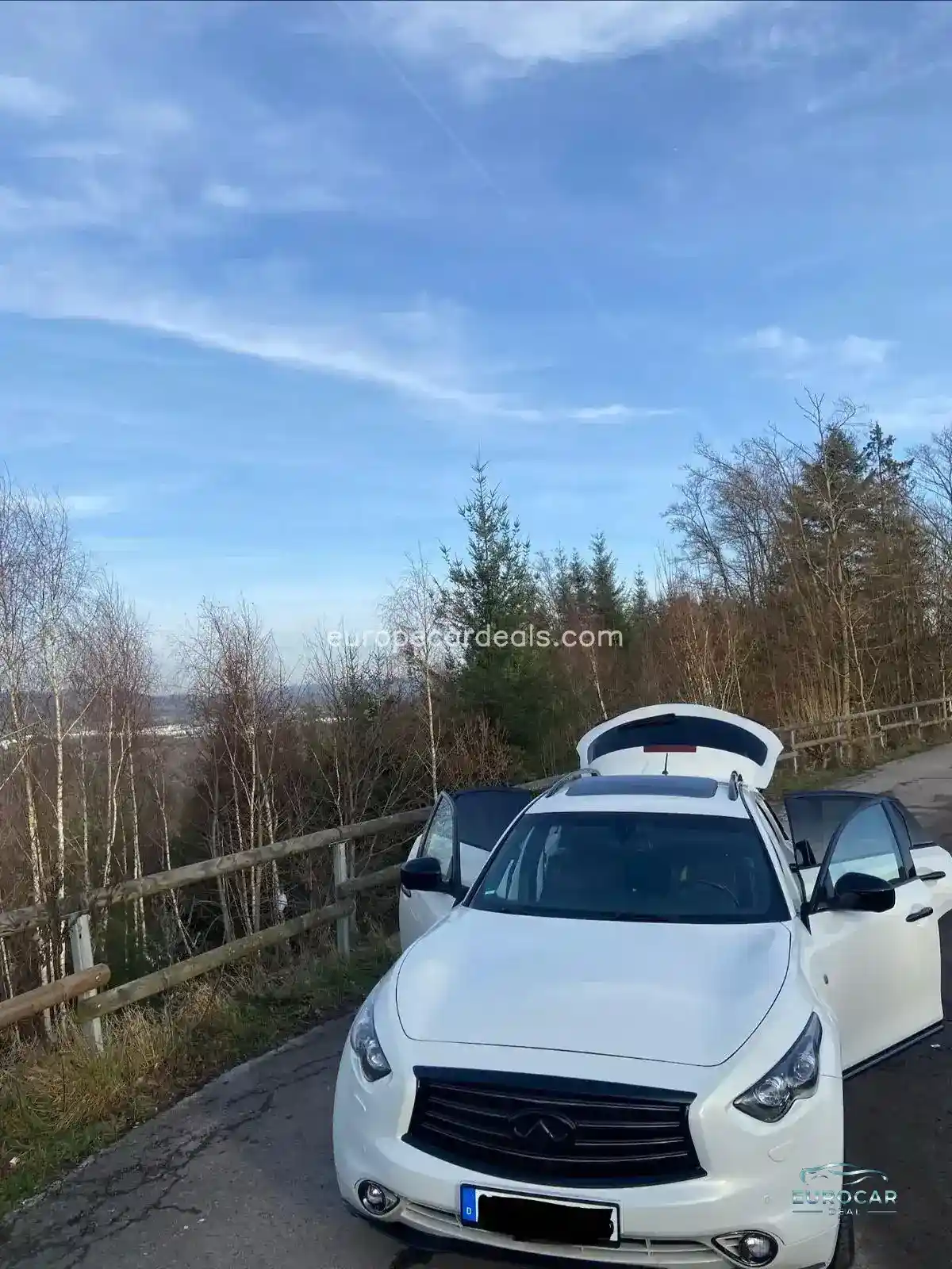 Infiniti QX70