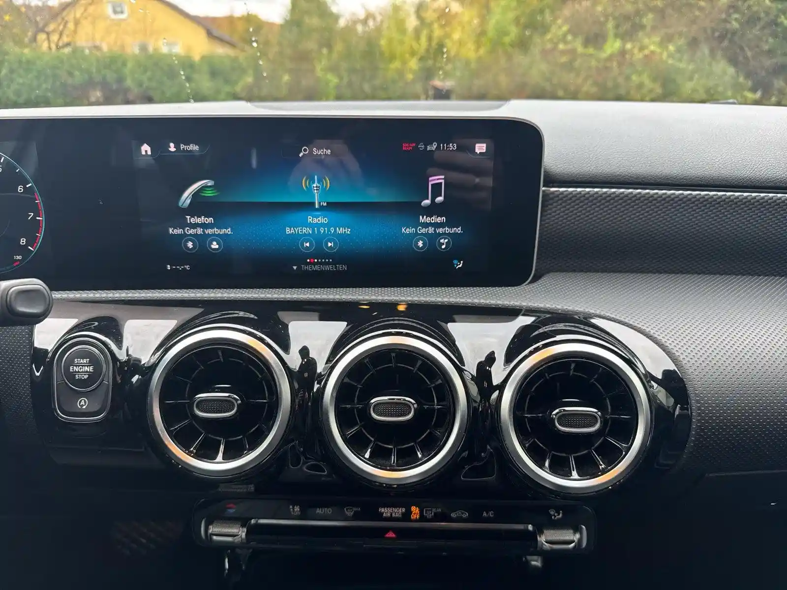 Mercedes-Benz A 220