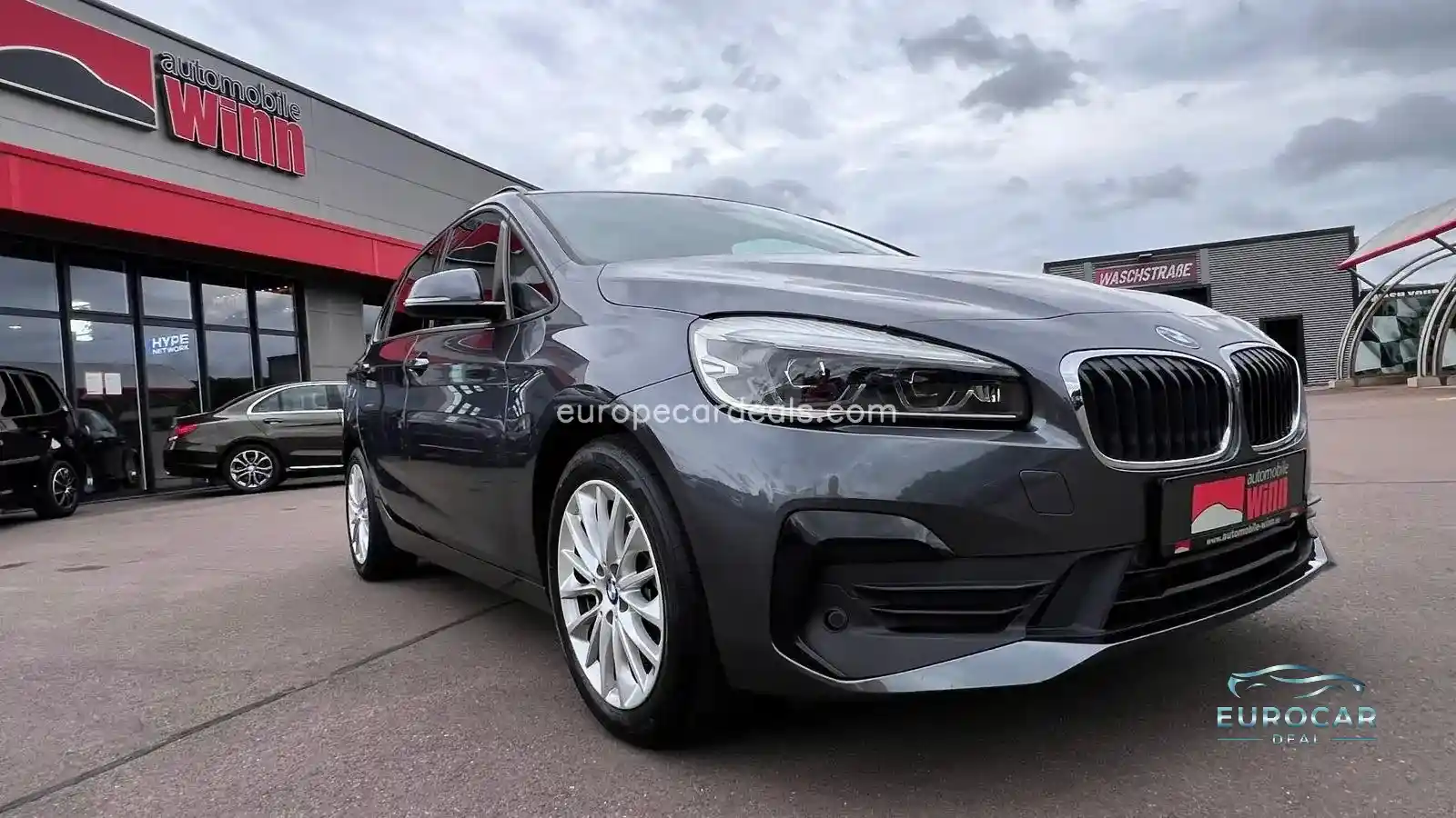 BMW 225