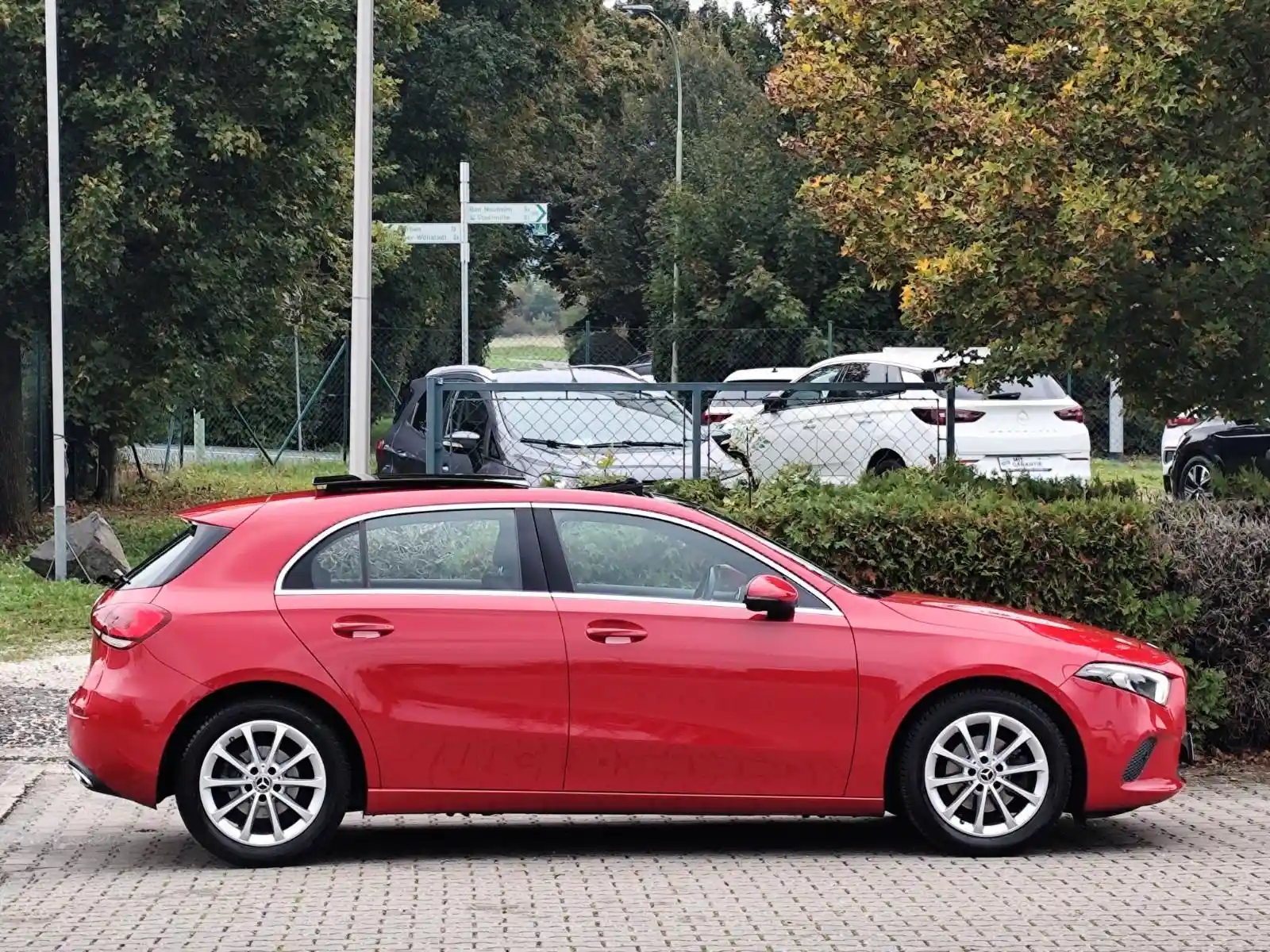 Mercedes-Benz A 180