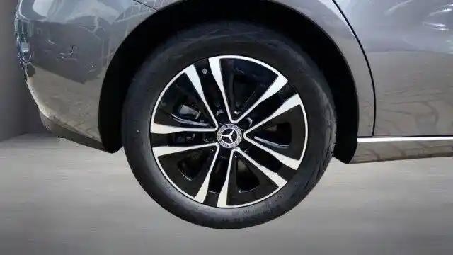 Mercedes-Benz B 250