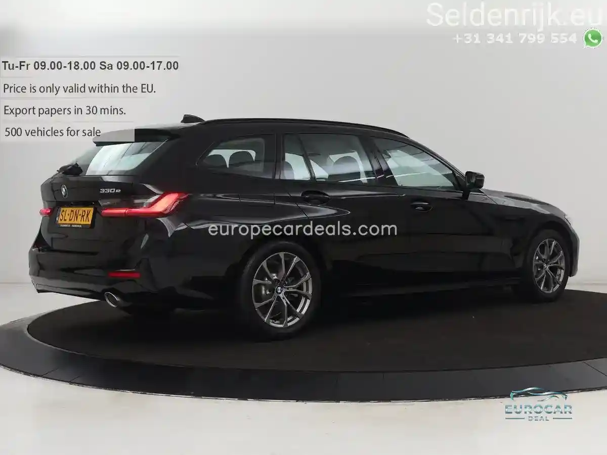 BMW 330
