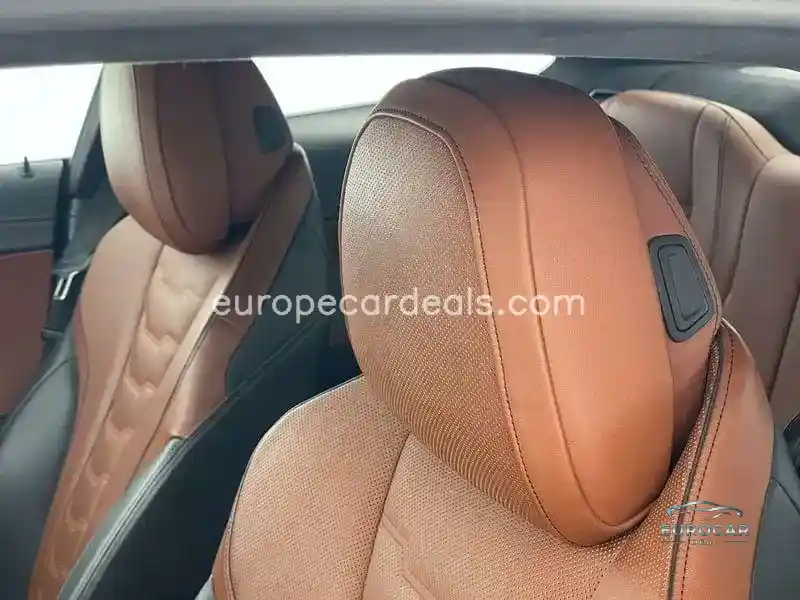 BMW 840